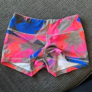 Fleo 3.25 Mid Rise Shorts